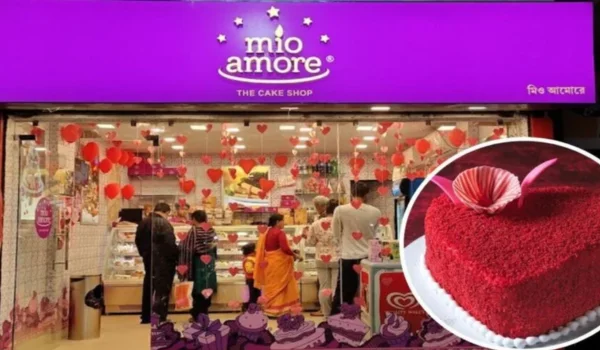 Mio More cake store image